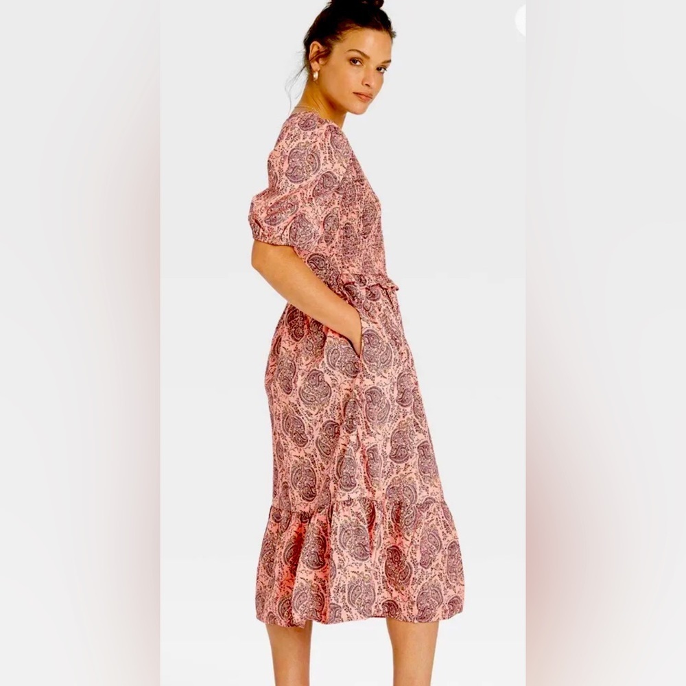 Universal Thread dress pink paisley floral puff balloon tiered v neck fall NWOT